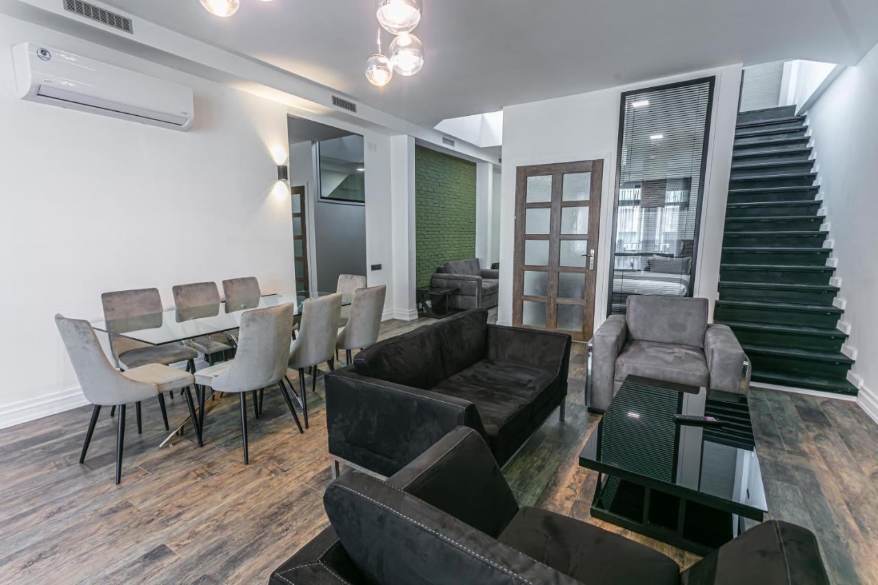 Luxe Apartment In Center Jerevan Eksteriør bilde