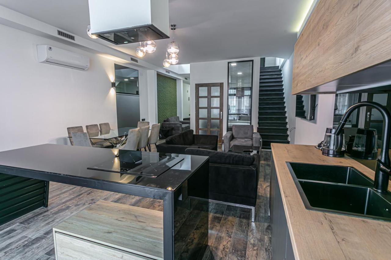 Luxe Apartment In Center Jerevan Eksteriør bilde