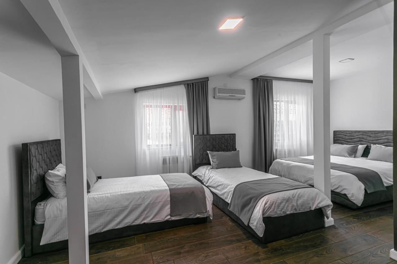 Luxe Apartment In Center Jerevan Eksteriør bilde
