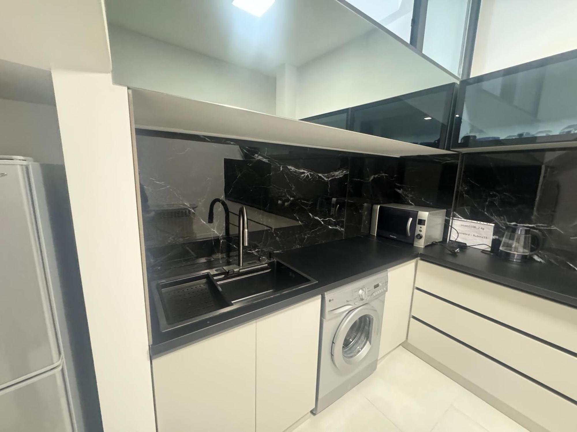 Luxe Apartment In Center Jerevan Eksteriør bilde